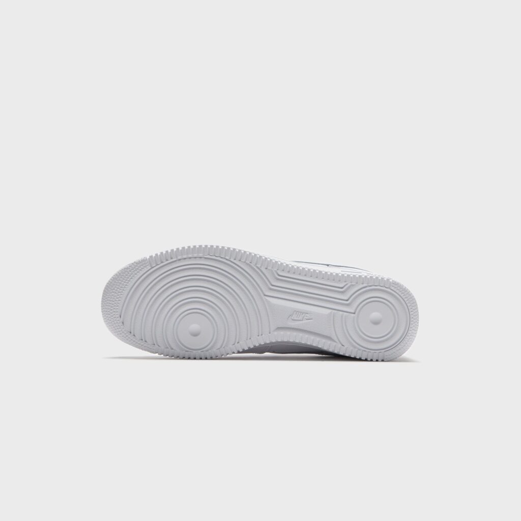 Кроссовки Nike Air Force 1 Low '01 "Triple White" - White