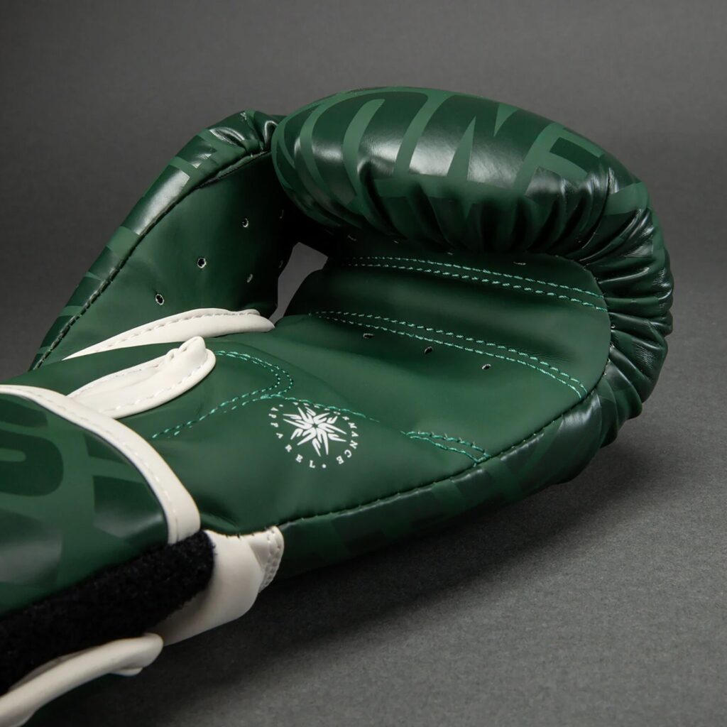 Детские боксёрские перчатки Venum Contender 1.5 XT Kids forest green/off white