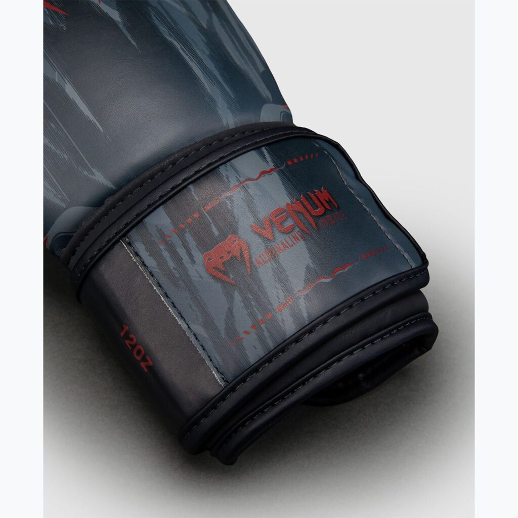 Боксёрские перчатки Venum Demon Boxing black/grey