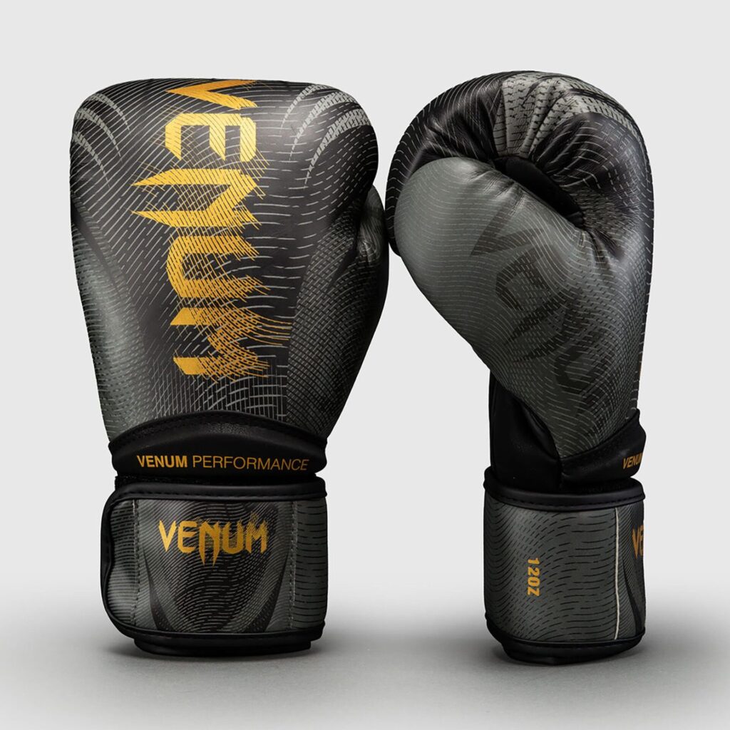 Боксёрские перчатки Venum Galactic 3.0 Boxing black/gold