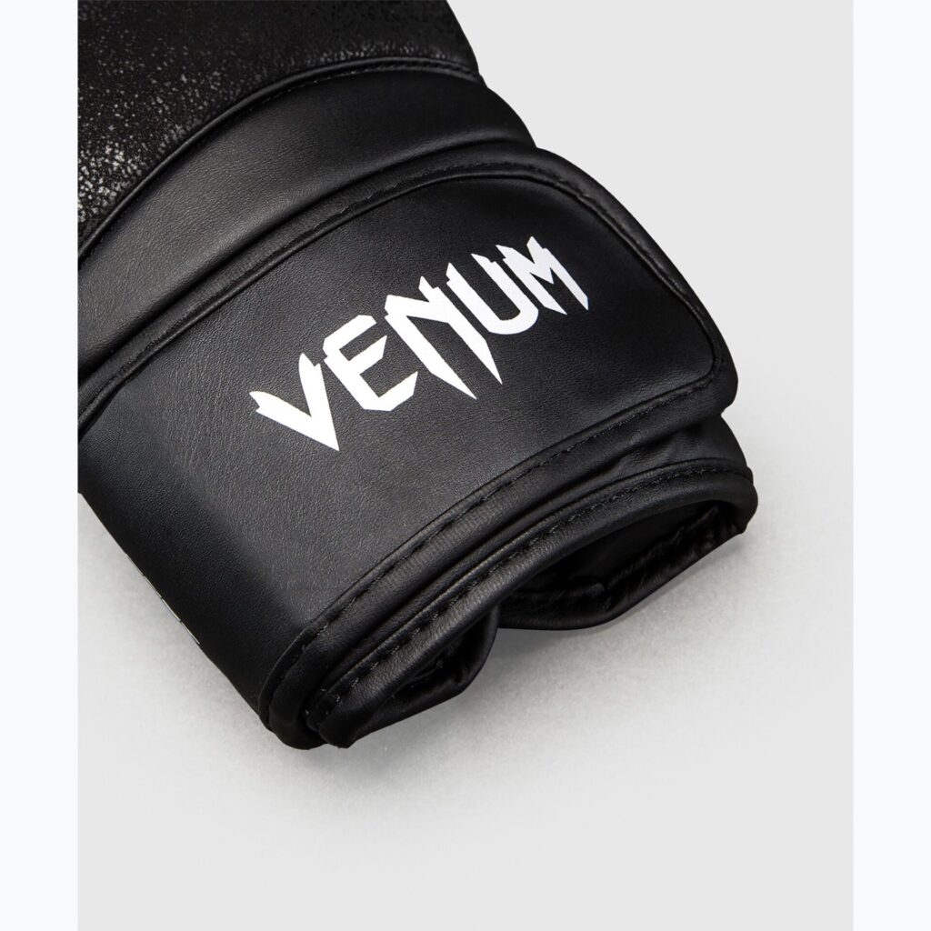 Боксёрские перчатки Venum Stone 2.0 Boxing black