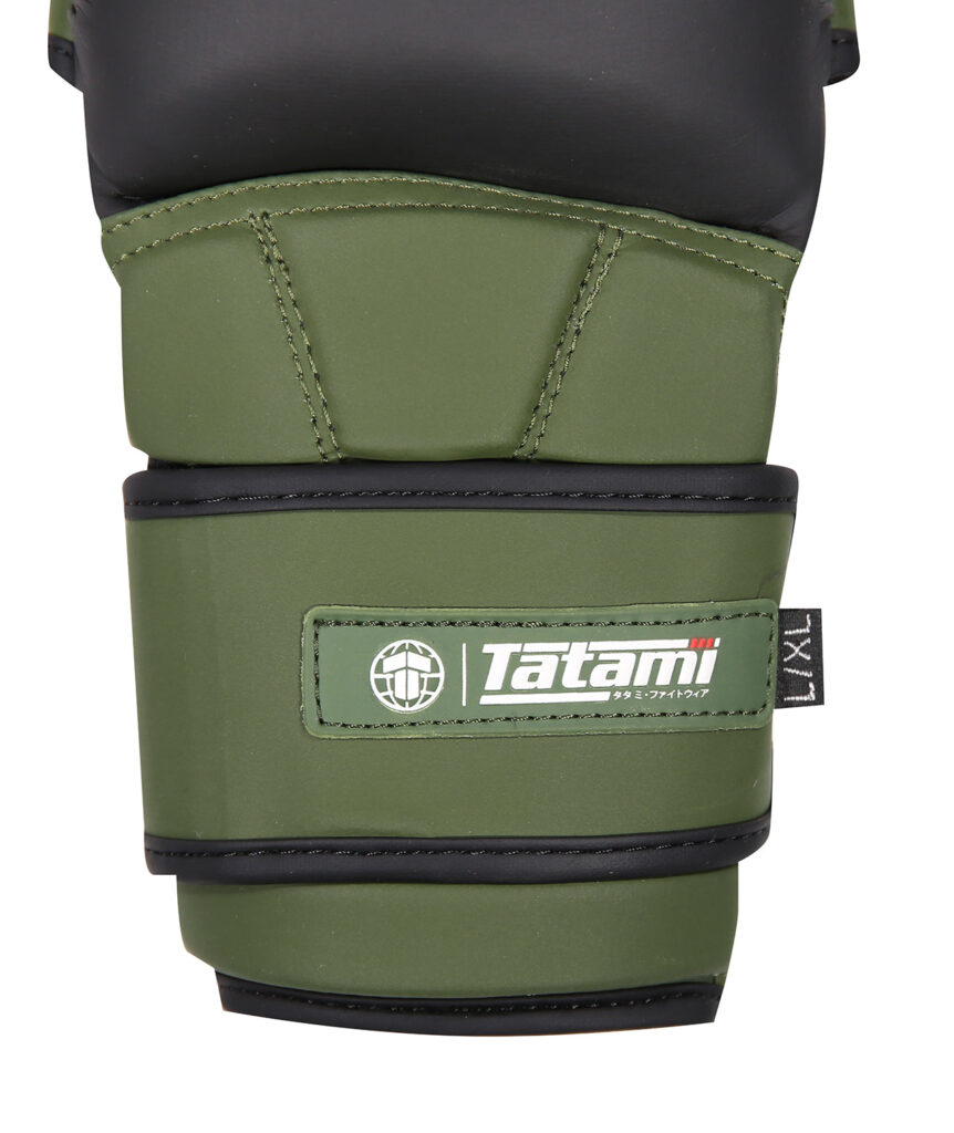 Перчатки Strike 6oz MMA Sparring s