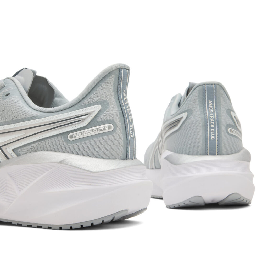 Кроссовки Asics Novablast 5 Atc