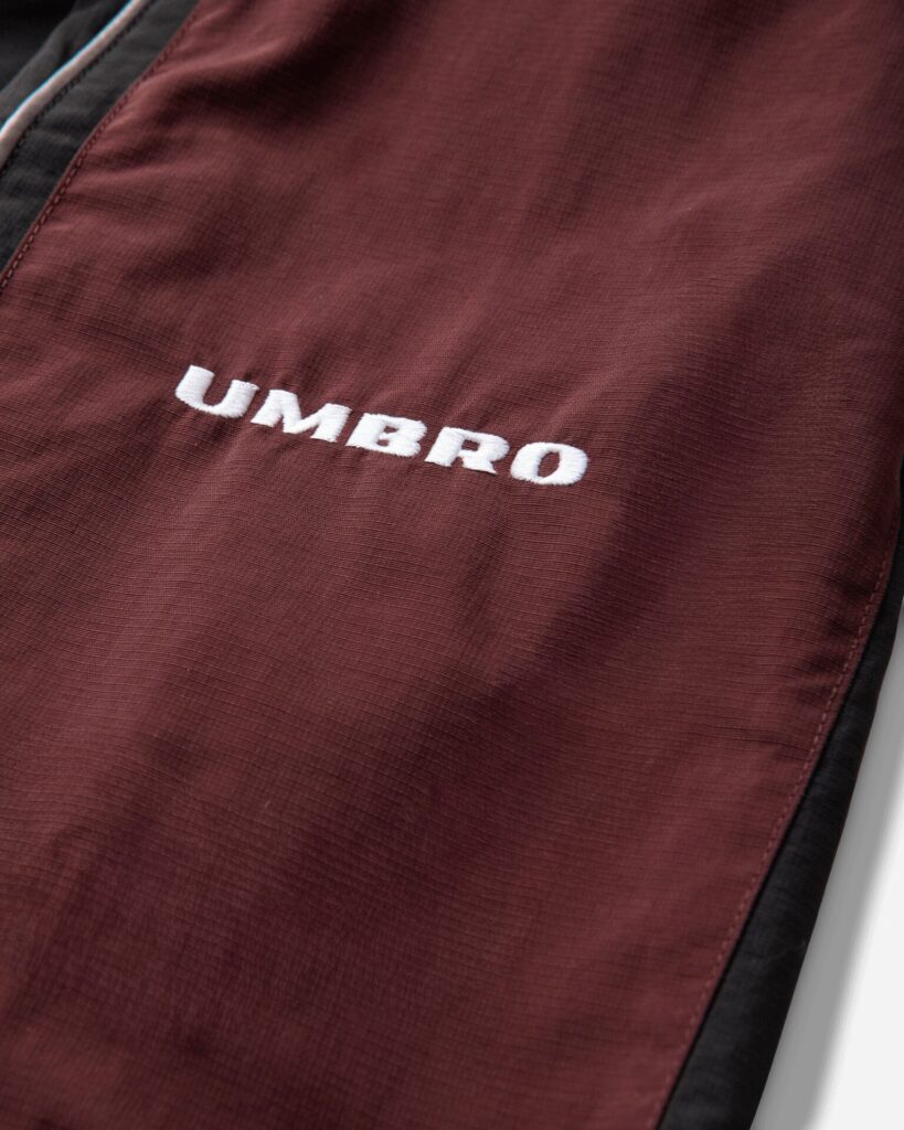 UMBRO Куртка Bench Burgundy / Carbon Black