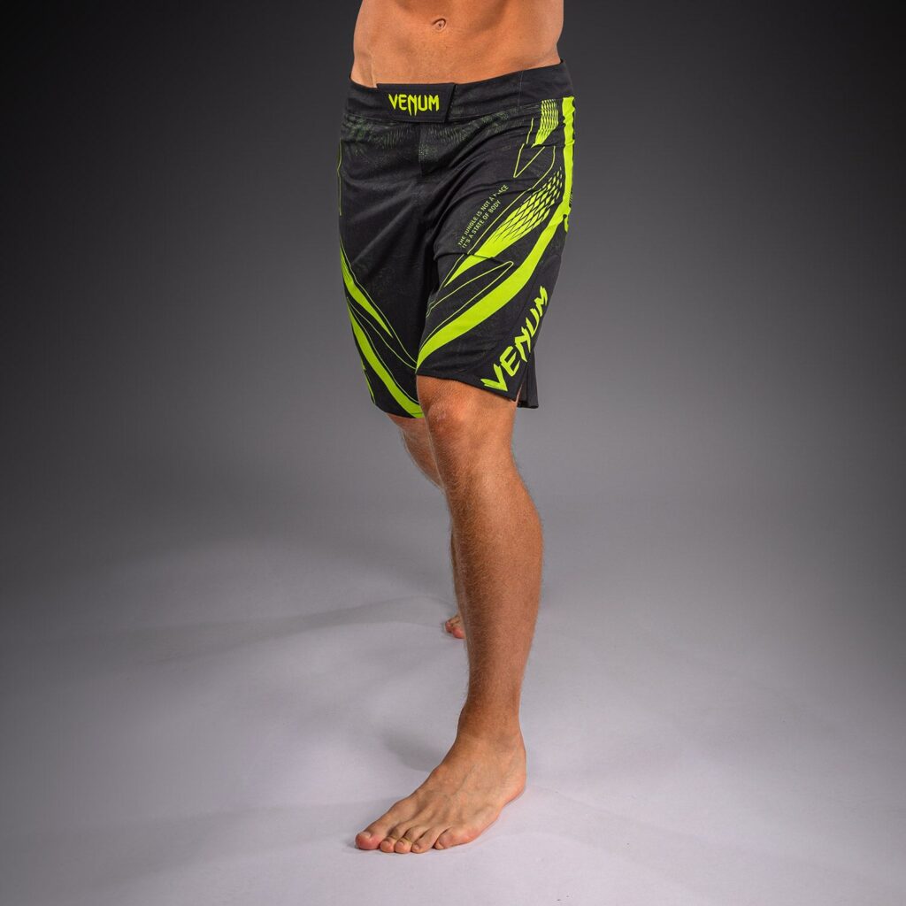 Шорты Venum Amazonia Reborn Fight - Black/Green