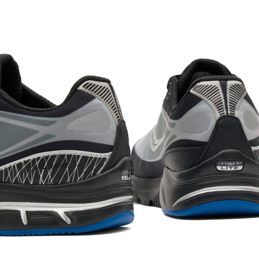 Кроссовки Saucony Kinvara 1