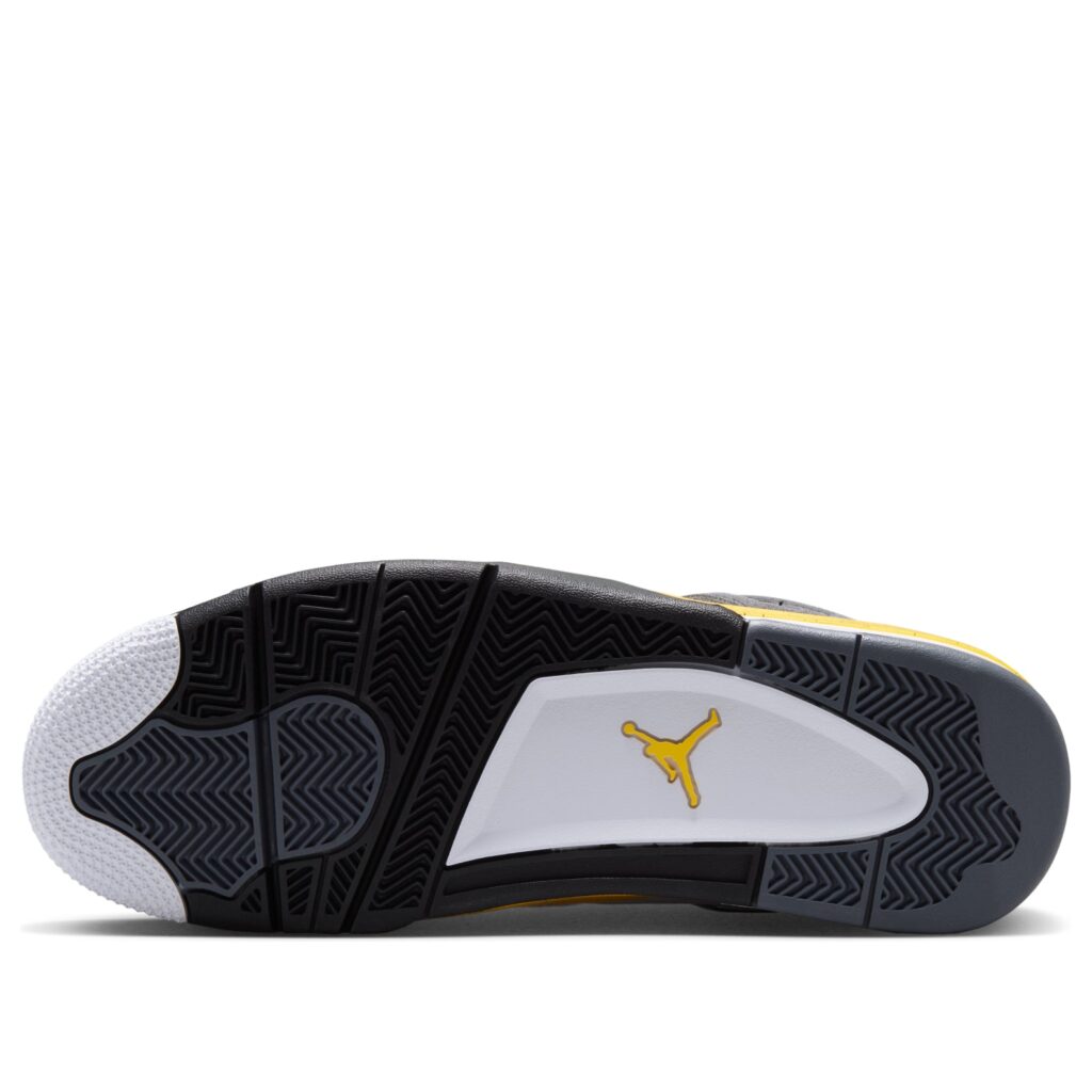 Кроссовки Air Jordan 4 Retro 'Tour Yellow' IO2463-102