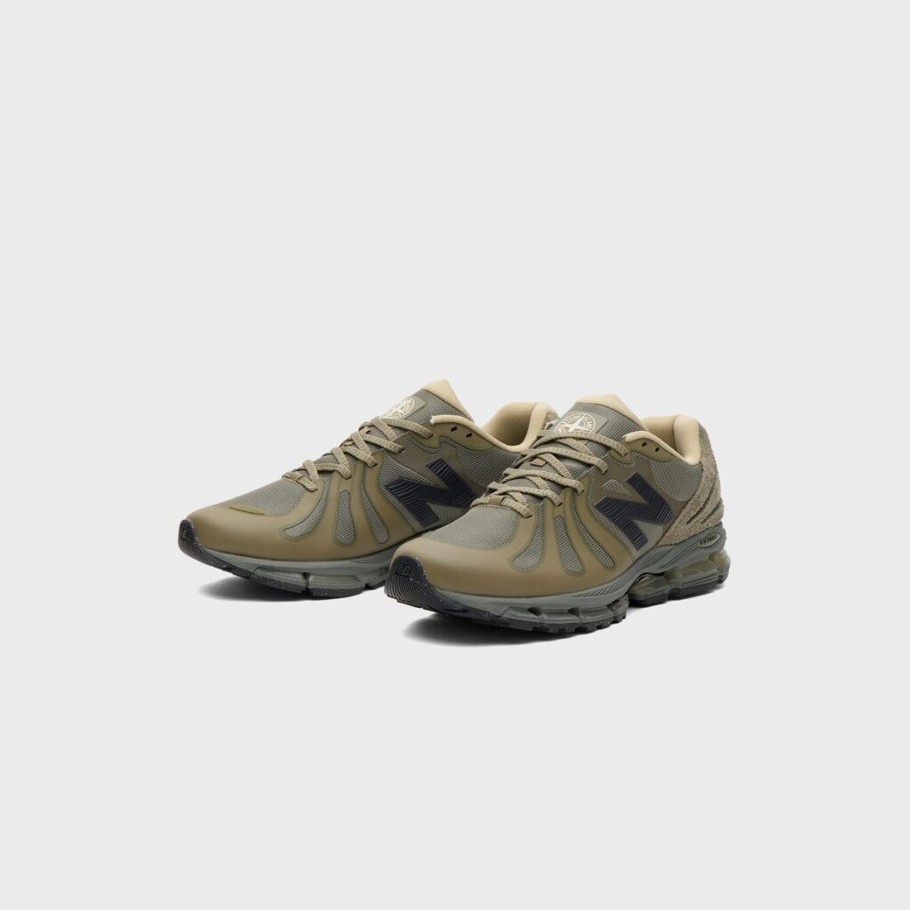 Кроссовки New Balance x Stone Island ABZORB 1890 - Deep Forest / Olive Green
