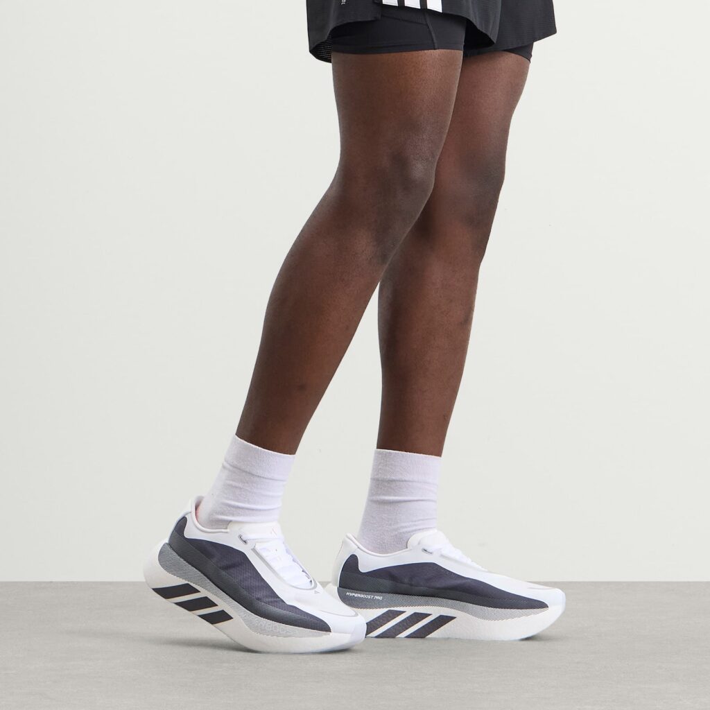 Кроссовки adidas Hyperboost Edge