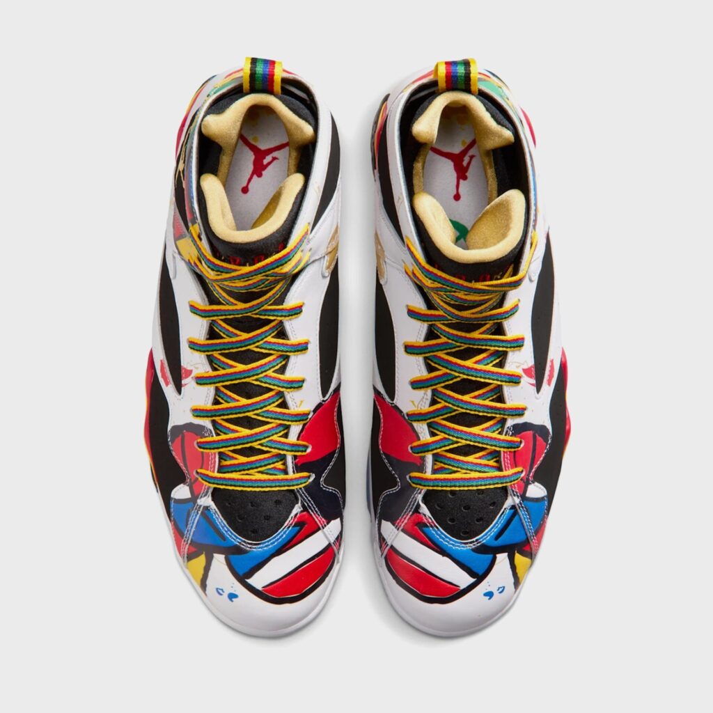 Кроссовки Jordan Air Jordan 7 Retro - White / Metallic Gold / Sport Red / Varsity Royal