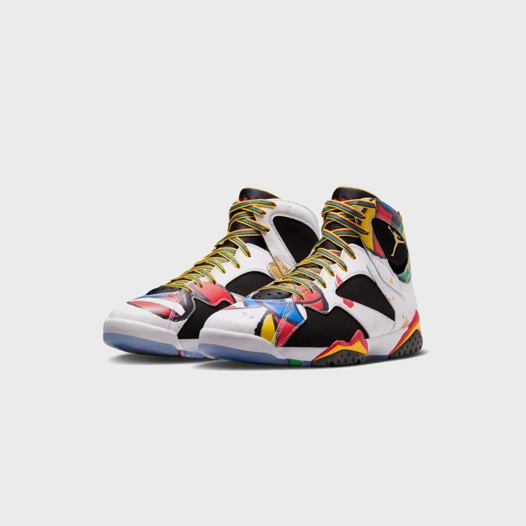 Кроссовки Jordan Air Jordan 7 Retro - White / Metallic Gold / Sport Red / Varsity Royal