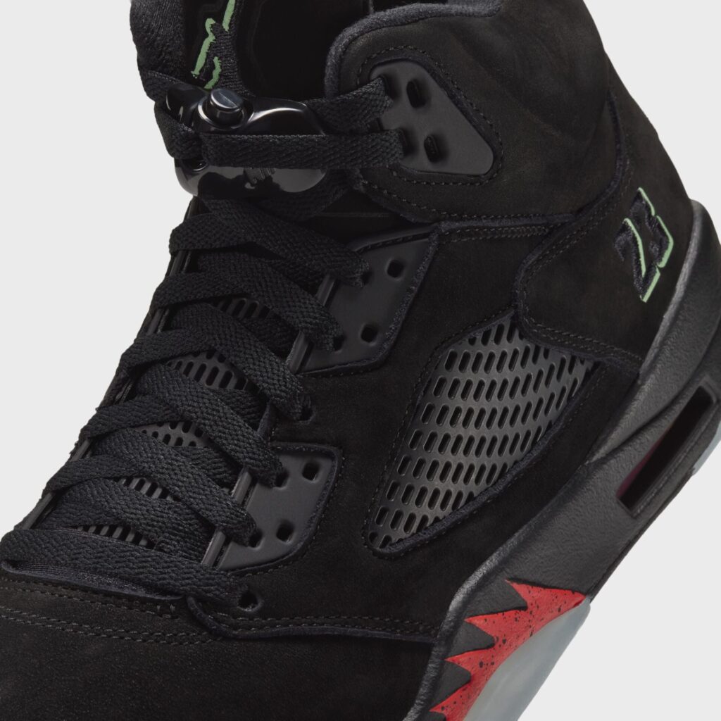 Кроссовки Jordan Air Jordan 5 Retro - Black / Picante Red / Glow In The Dark / Multi Color