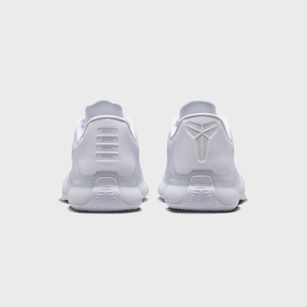 Кроссовки Nike Kobe 10 Protro - White