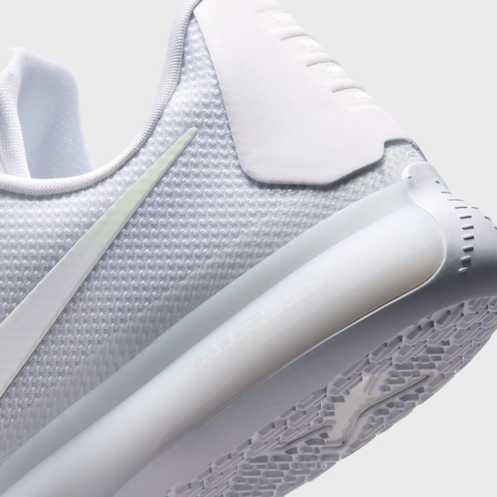Кроссовки Nike Kobe 10 Protro - White