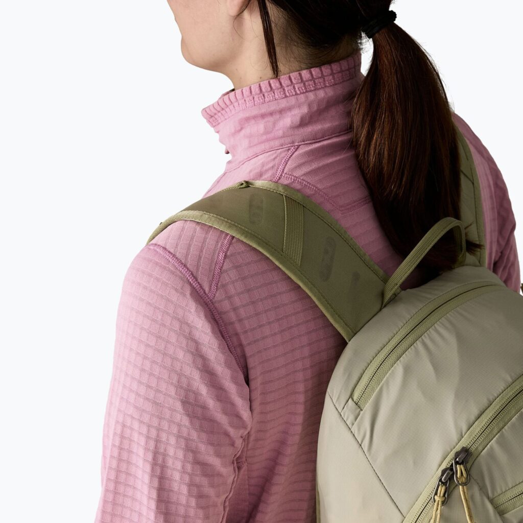 Толстовка женская Patagonia R1 Hybrid light violet