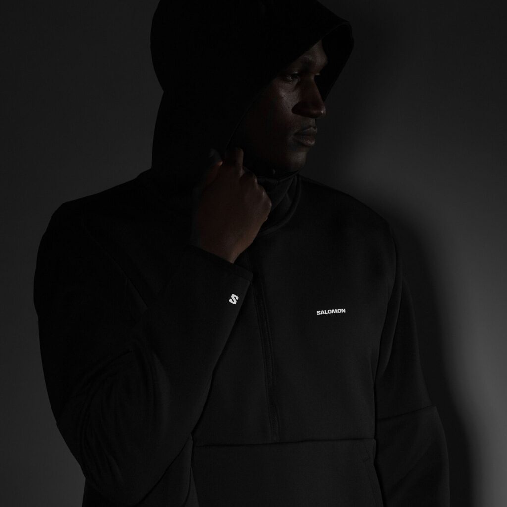 Толстовка SHAKEout Half Zip Hooded deep black