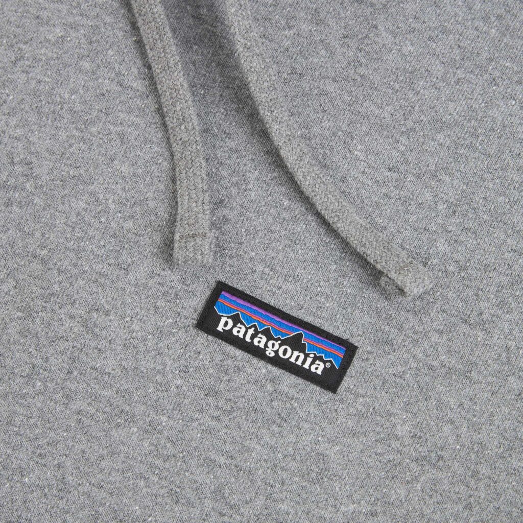 Толстовка женская Patagonia P-6 Label Uprisal Hoody gravel heather