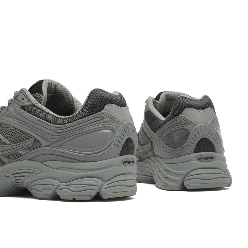 Кроссовки Saucony Progrid Omni 9