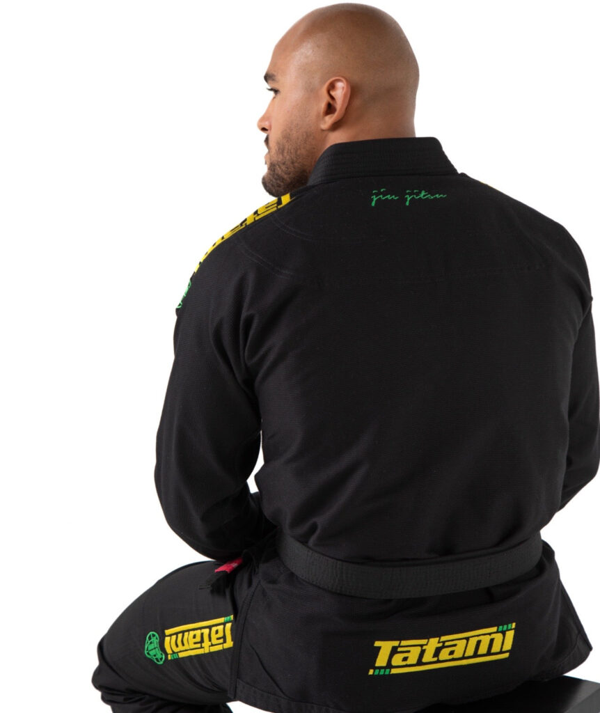 Tatami Кимоно Elements Superlite V2 Brasileiro - Black