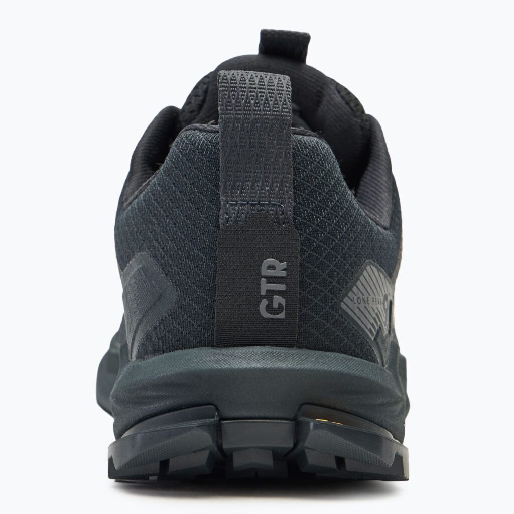 Женские кроссовки для бега Altra Lone Peak 9+ black