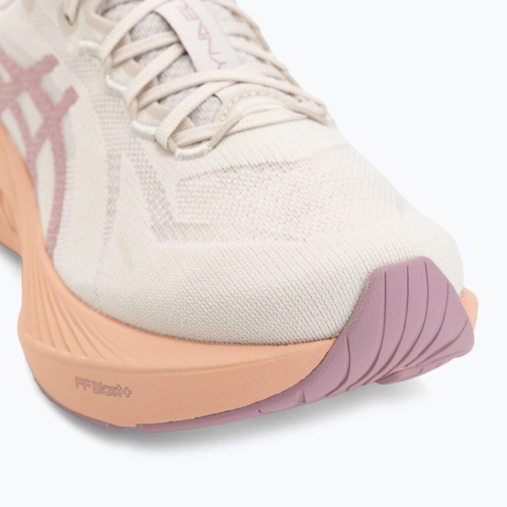 Кроссовки для бега женские ASICS Dynablast 6 soft oat/cantaloupe