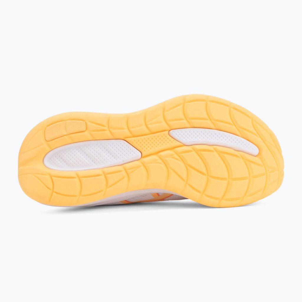 Кроссовки для бега женские ASICS Gel-Cumulus 28 white/orange glow