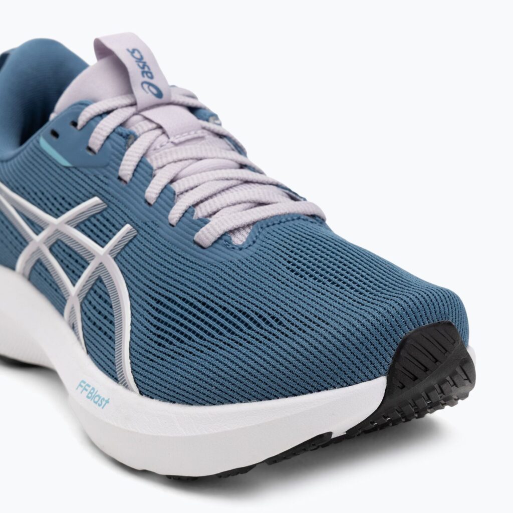 Кроссовки для бега женские ASICS GT-1000 14 winter sea/white