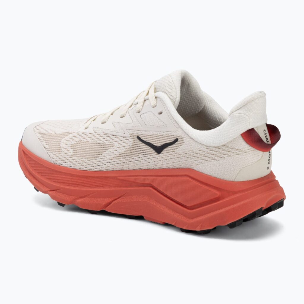 Женские беговые кроссовки HOKA Challenger 8 alabaster/burnt red