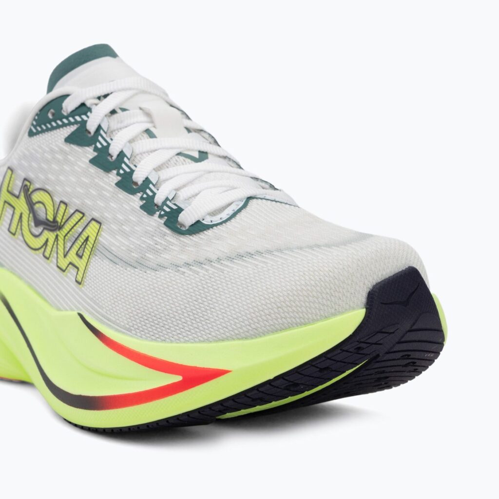 Женские беговые кроссовки HOKA Mach 7 frost/neon yuzu