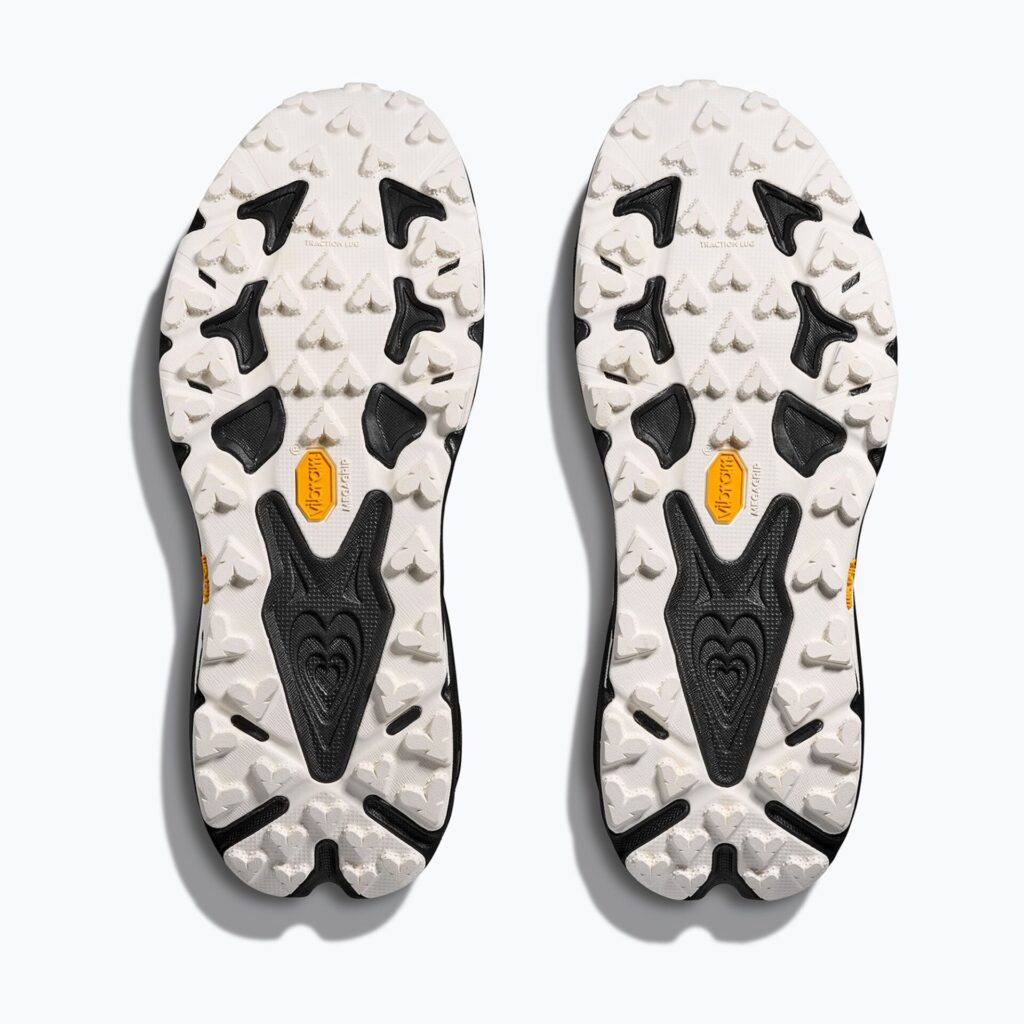 Женские беговые кроссовки HOKA Speedgoat 7 black/white