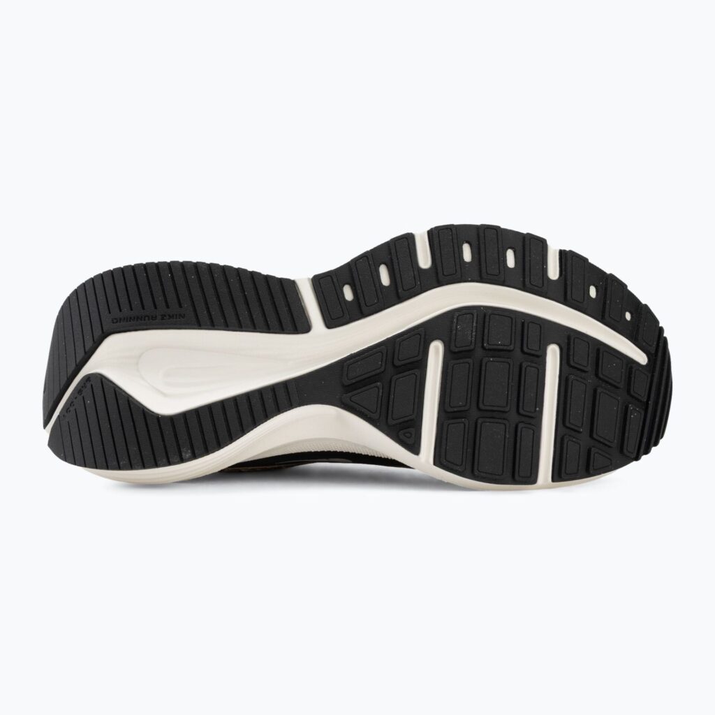 Женские кроссовки для бега Nike Downshifter 14 black/british khaki/fusion red/sail