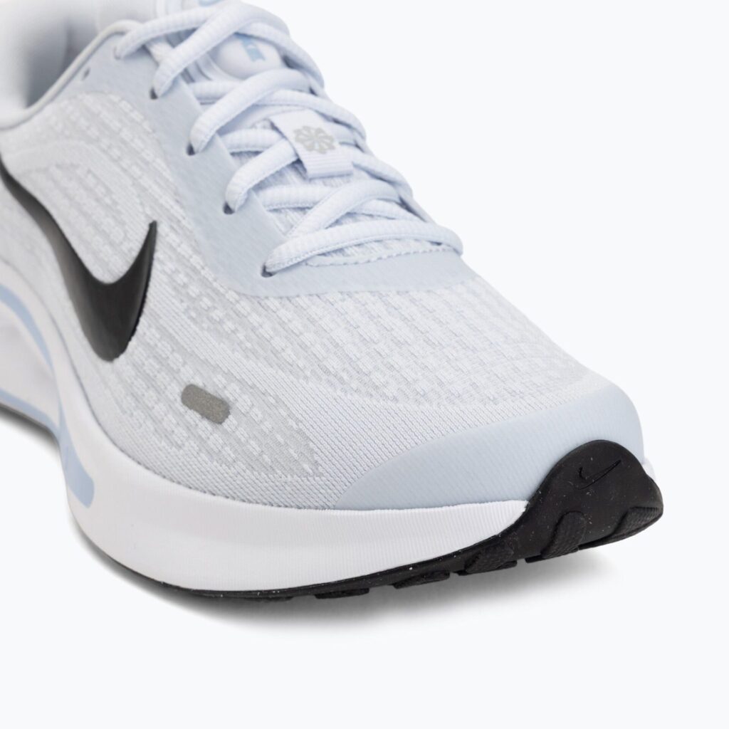 Женские кроссовки для бега Nike Journey Run football grey/white/aluminum/anthracite