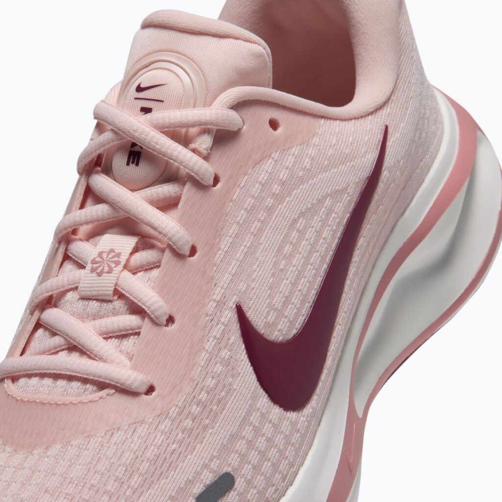 Женские кроссовки для бега Nike Journey Run orange pearl/rust pink/sail/pink smoke