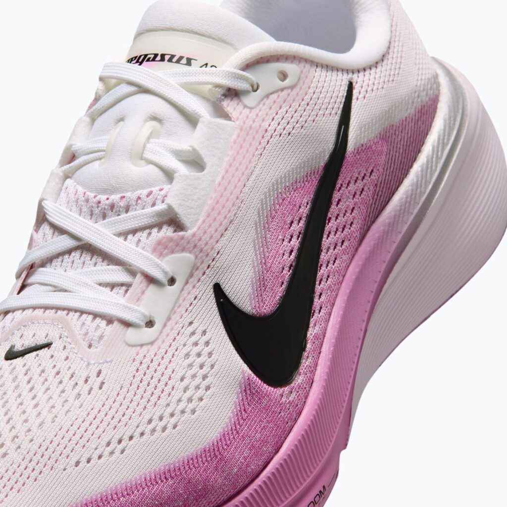 Женские кроссовки для бега Nike Pegasus 42 white/light magenta/bleached lilac/black