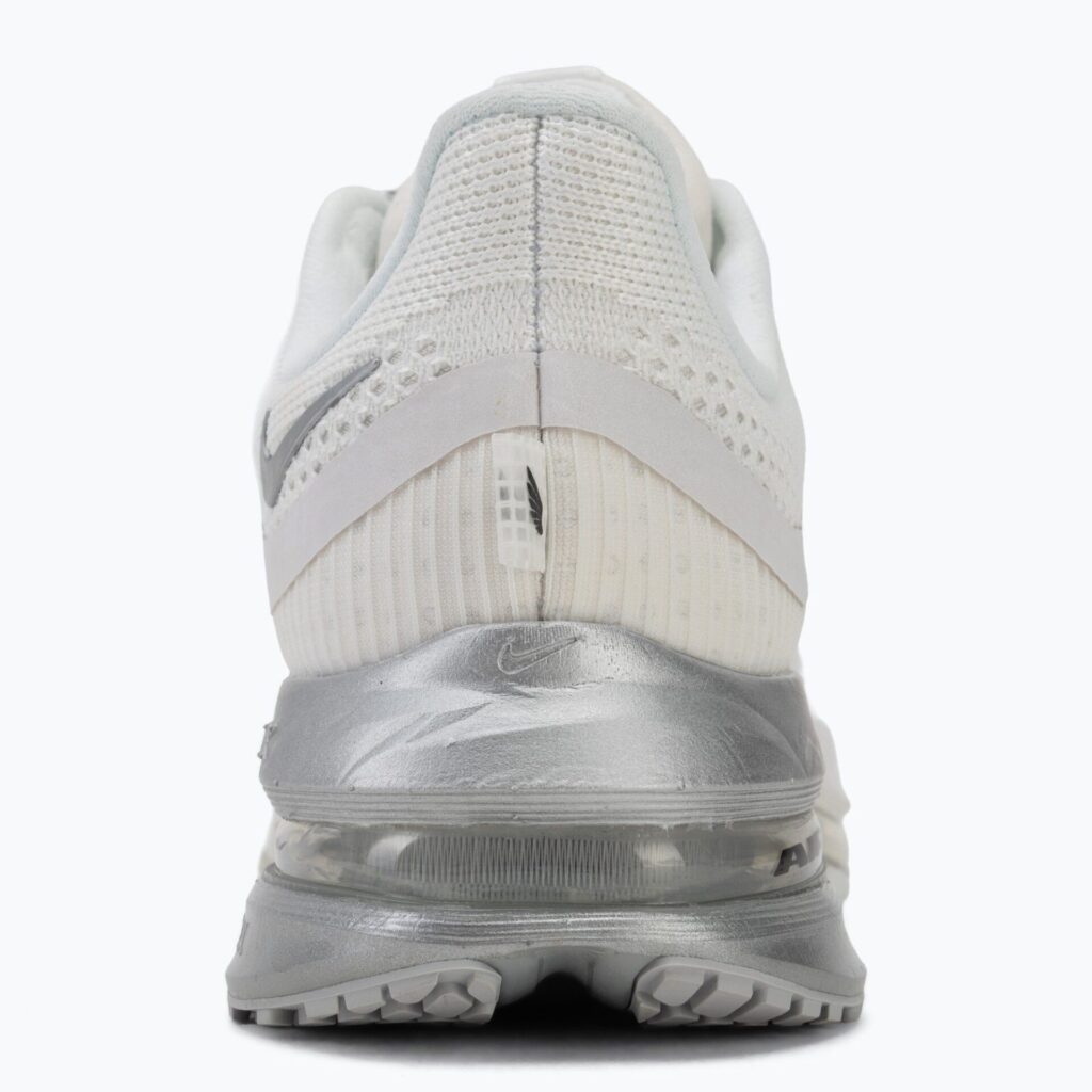 Женские кроссовки для бега Nike Pegasus Premium summit white/grey fog/metallic silver