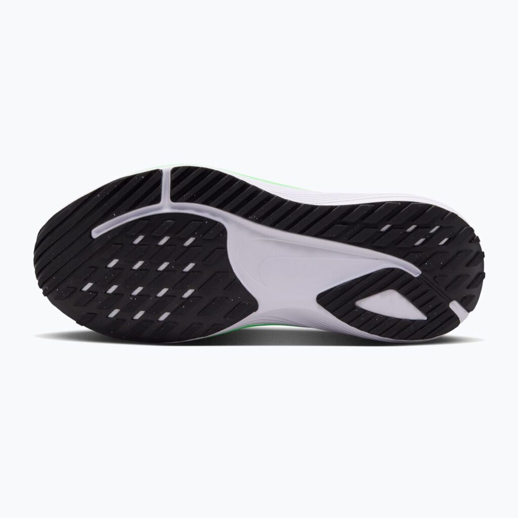 Женские кроссовки для бега Nike Quest 7 white/illusion green/metallic silver