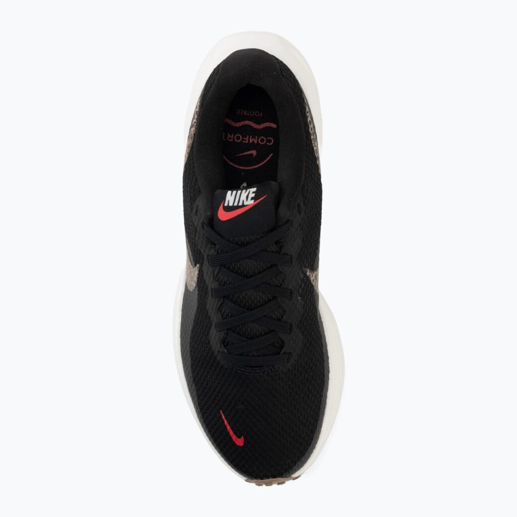 Женские кроссовки для бега Nike Revolution 8 black/fusion red/sail/multi color