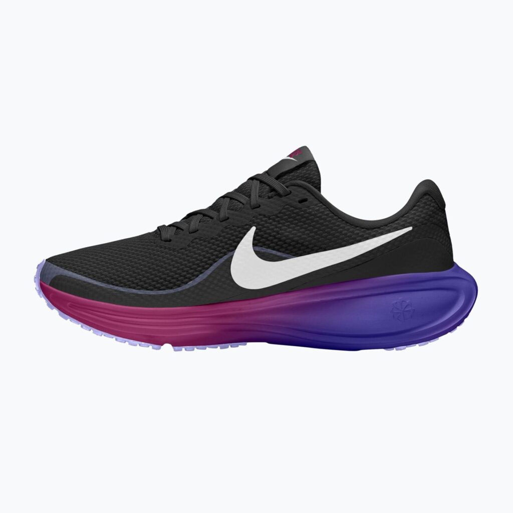 Женские кроссовки для бега Nike Revolution 8 black/vivid purple/persian violet/white