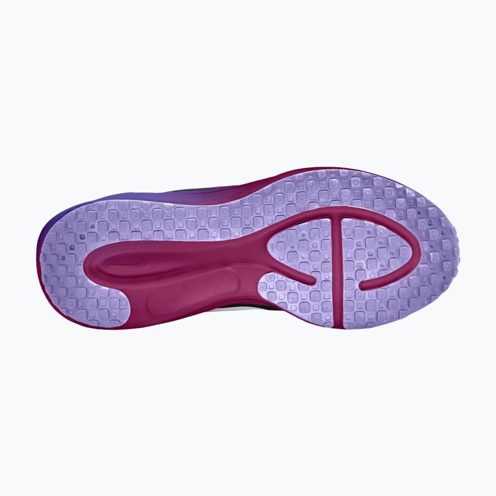 Женские кроссовки для бега Nike Revolution 8 black/vivid purple/persian violet/white