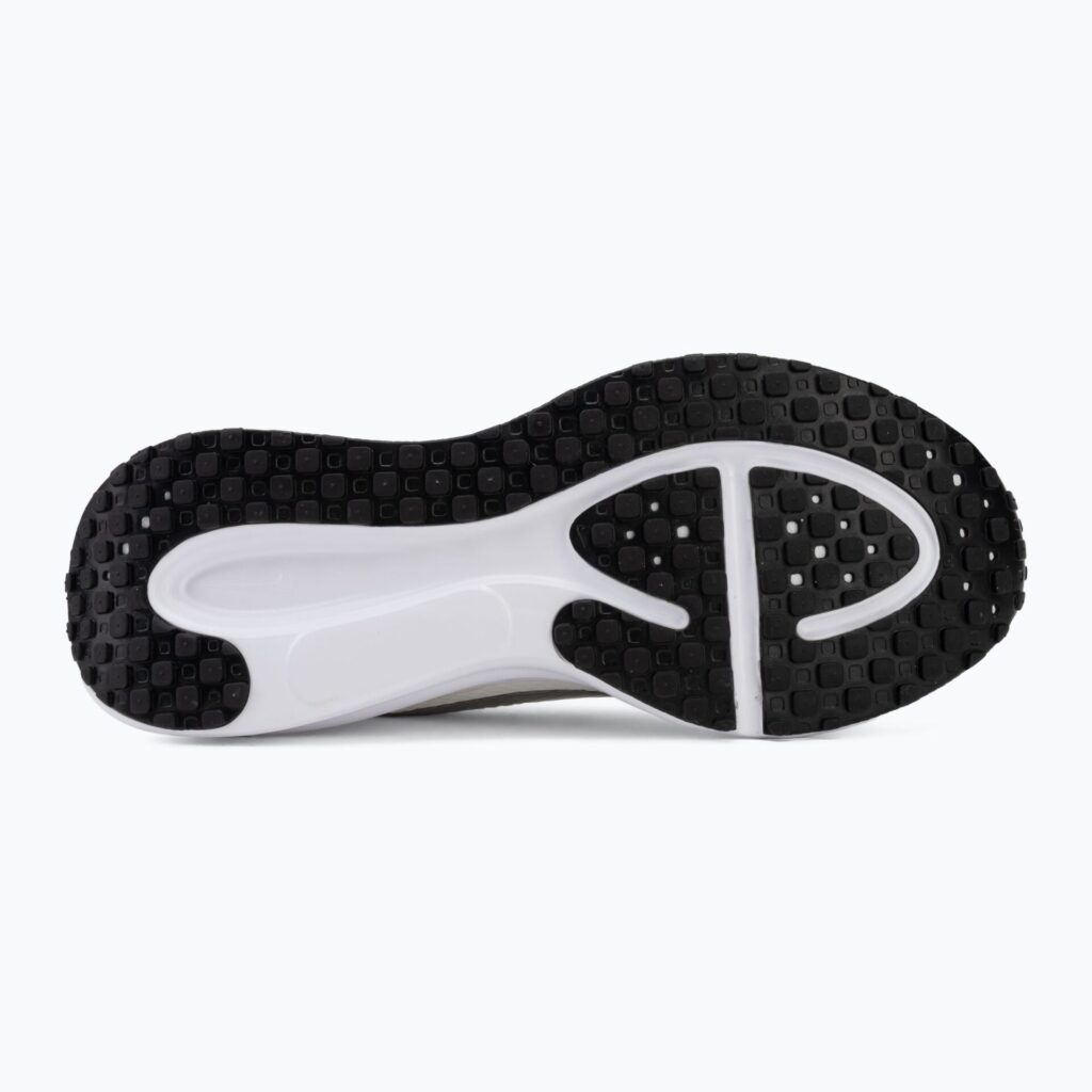 Женские кроссовки для бега Nike Revolution 8 sail/white/black/metallic silver