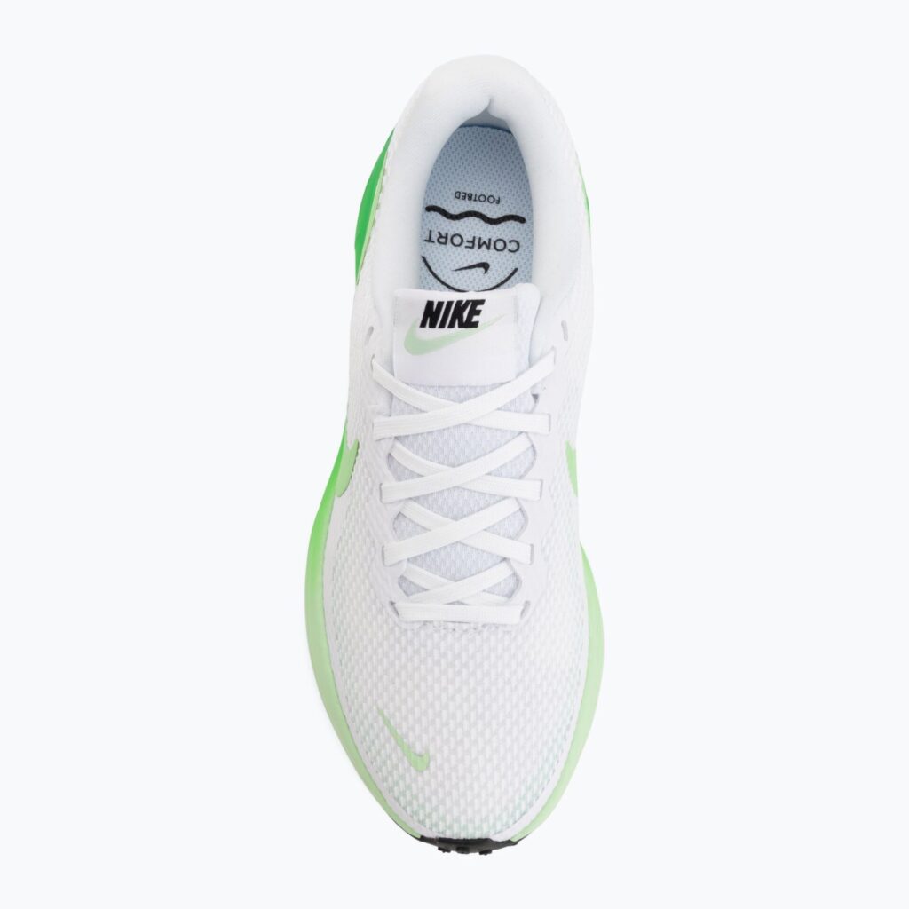 Женские кроссовки для бега Nike Revolution 8 white/cucumber calm/illusion green