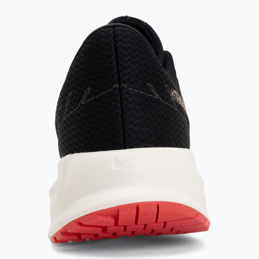 Женские кроссовки для бега Nike Run Defy black/sail/anthracite/british khaki