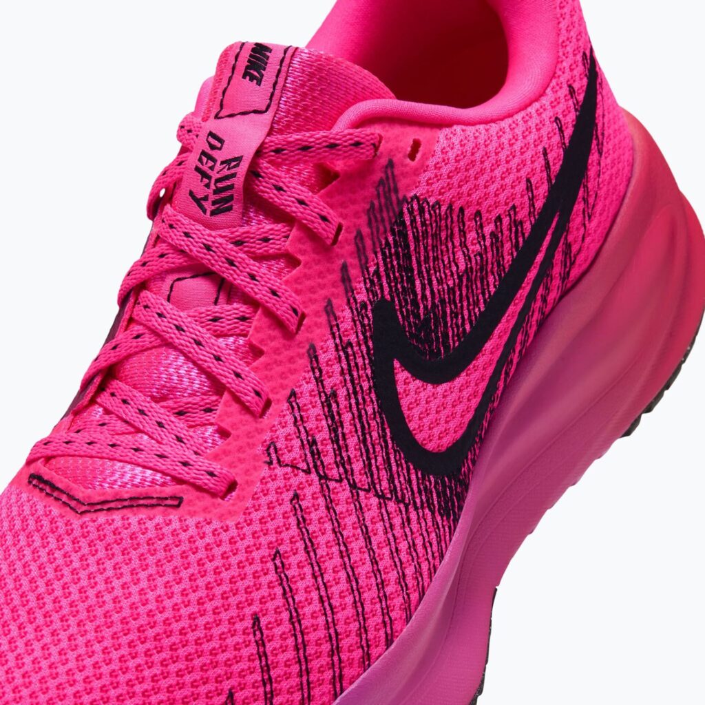 Женские кроссовки для бега Nike Run Defy hyper pink/fuchsia blast/black