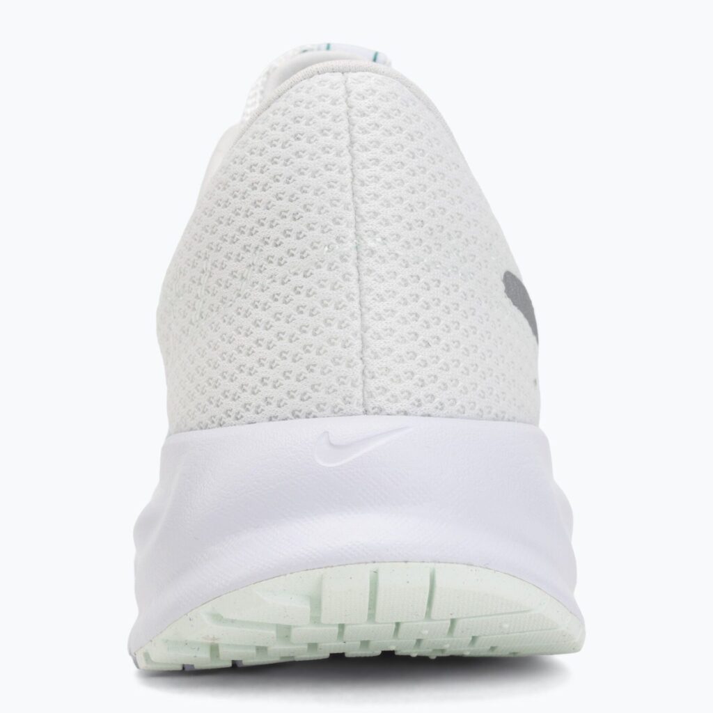 Женские кроссовки для бега Nike Run Defy summit white/white/metallic silver