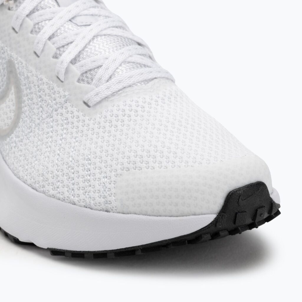 Женские кроссовки для бега Nike Run Defy white/pure platinum/black