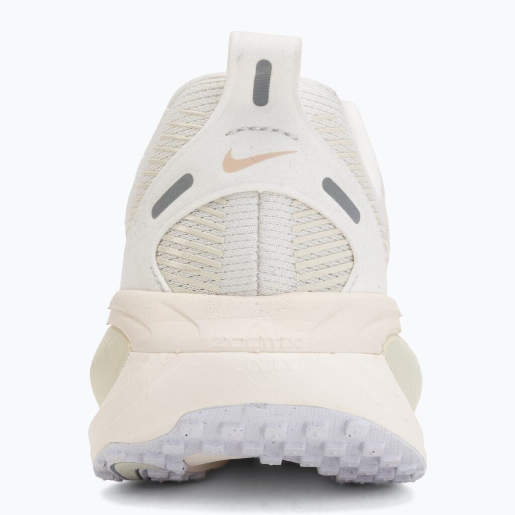 Женские кроссовки для бега Nike Vomero 18 ESS summit white/chalk/sea glass/white
