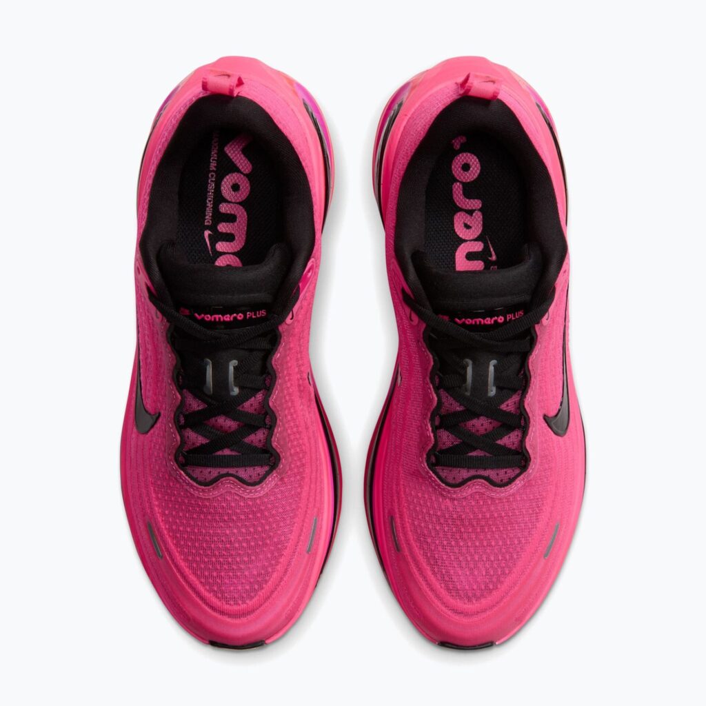 Женские кроссовки для бега Nike Vomero Plus black/hyper pink/fuchsia blast/black
