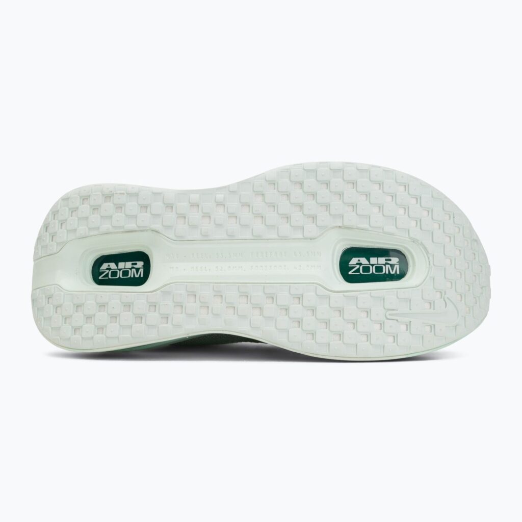 Женские кроссовки для бега Nike Vomero Premium barely green/metallic silver