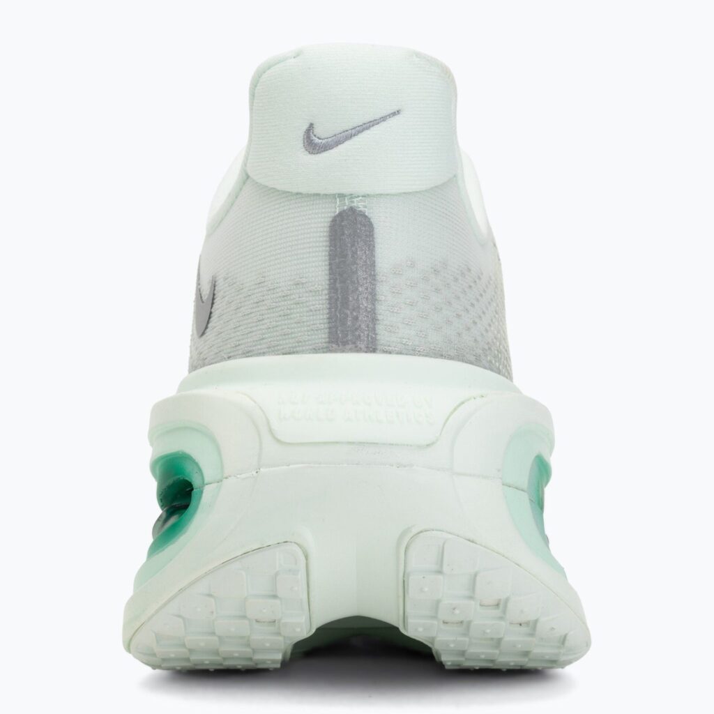 Женские кроссовки для бега Nike Vomero Premium barely green/metallic silver