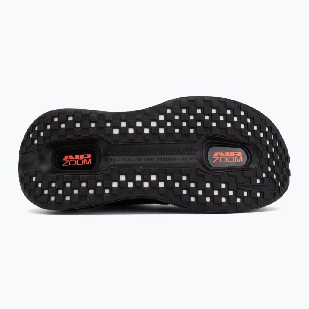 Женские кроссовки для бега Nike Vomero Premium black/hot lava/anthracite/sapphire